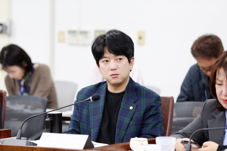 4월중 의원간담회_7