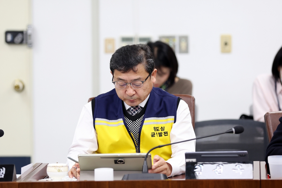 4월중 의원간담회_16