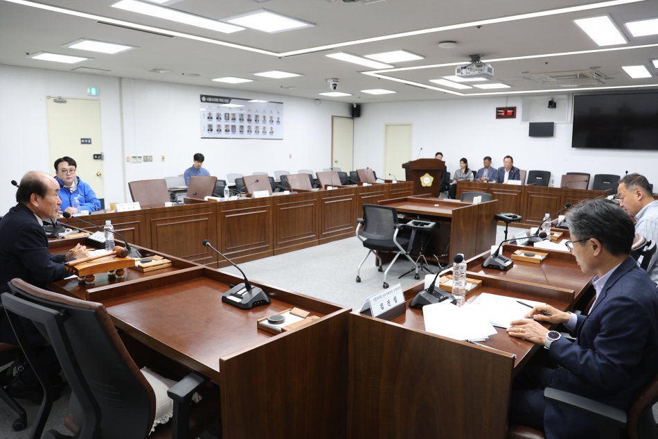 시흥시의회 공무국외출장 심사위원회_6