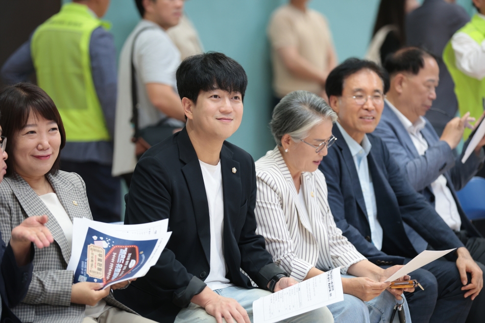 민주평통 2025 세대가 함께 울리는 통일골든벨_3