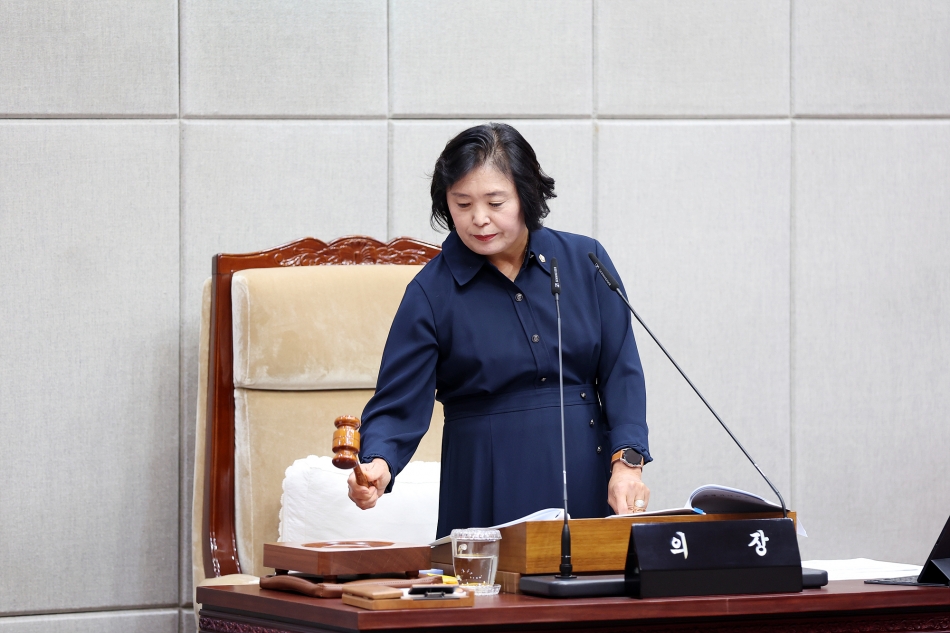 제330회 시흥시의회(임시회) 제2차 본회의_3