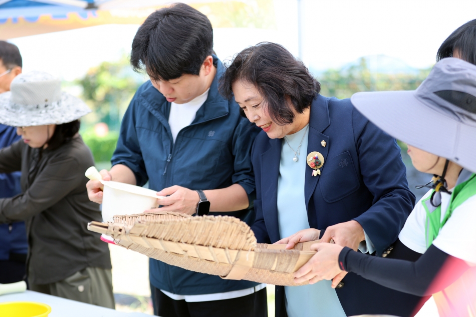 교육복지위원회 추수 체험 학습 참관 _13