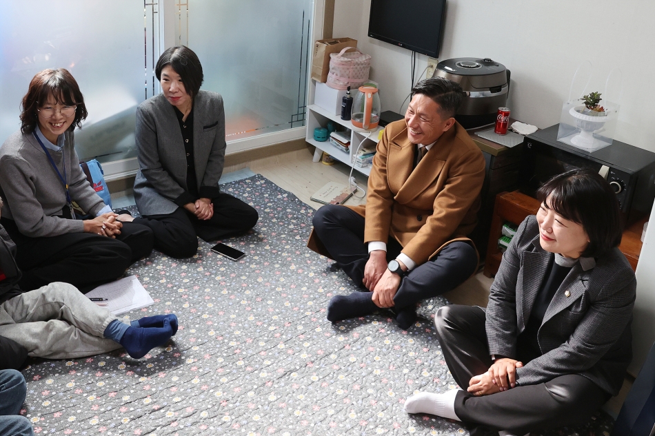 이주배경청소년의 주거환경과 복지정책연구회 현장방문_1