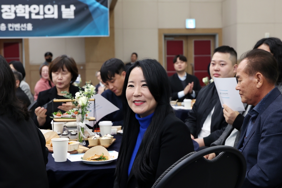 시흥시인재양성재단 2025년 장학인의 날_15