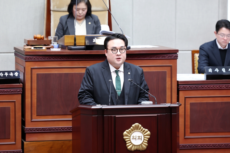 제332회 시흥시의회(제2차정례회) 제1차 본회의_9