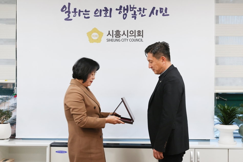 경기도일간지기자단 우수 의정.행정대상 수여식_4