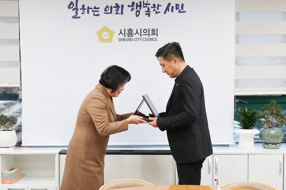 경기도일간지기자단 우수 의정.행정대상 수여식_5